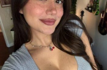 İzmir Bayındır Eve Gelen Escort Şule